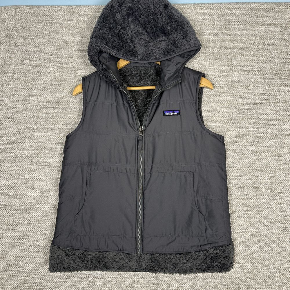 Patagonia Sz Medium Los Gatos Vest reversible hooded dark gray
